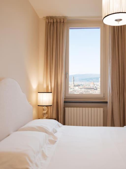 Luxury Window On Apartamento Florencia
