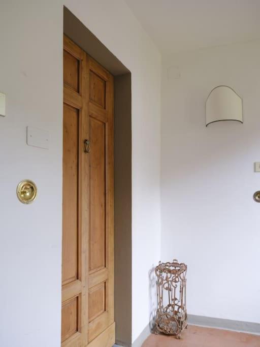 Luxury Window On Apartamento