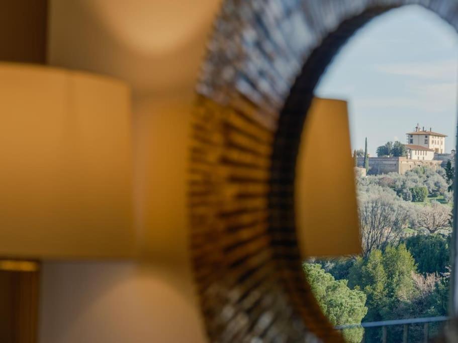 Luxury Window On * Florencia